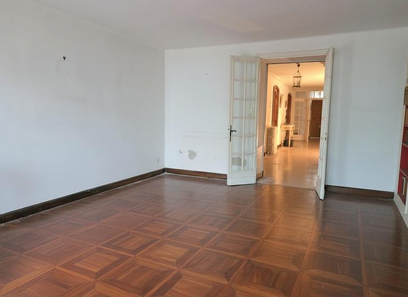 Maison ancienne - 388 m² - 12 pièces