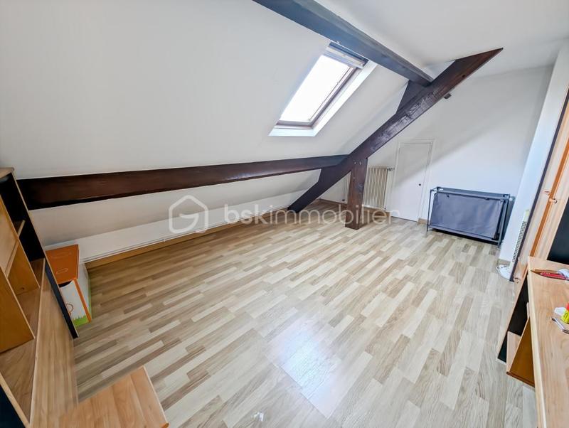 Maison - 147 m² - 8 pièces