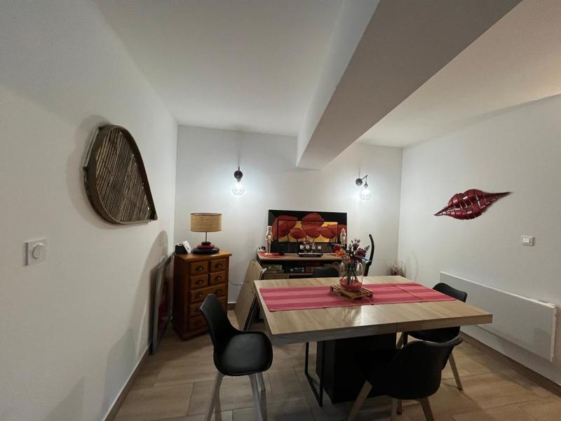 Appartement - 80 m² - 3 pièces