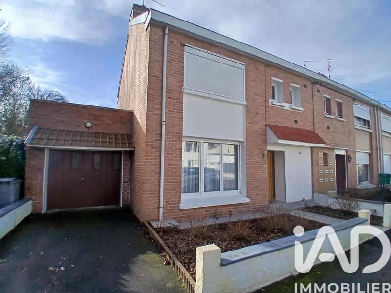 Maison - 101 m² - 5 pièces