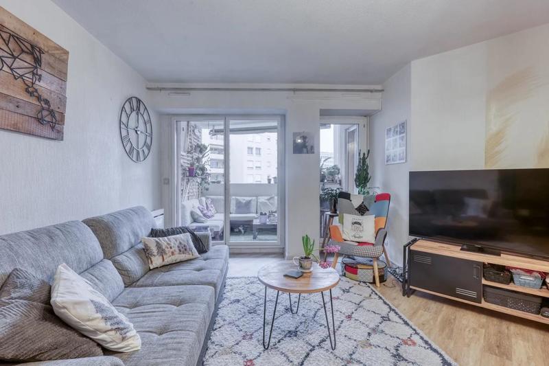 Appartement - 85 m² - 4 pièces