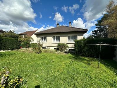 Maison - 86 m² - 4 pièces