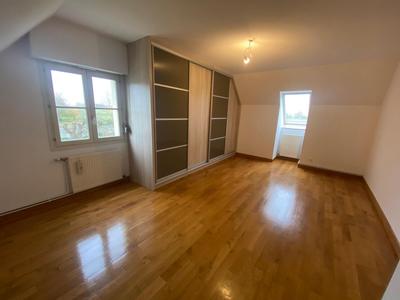 Maison - 192 m² - 6 pièces