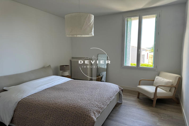 Maison de maîtres - 245 m² - 9 pièces