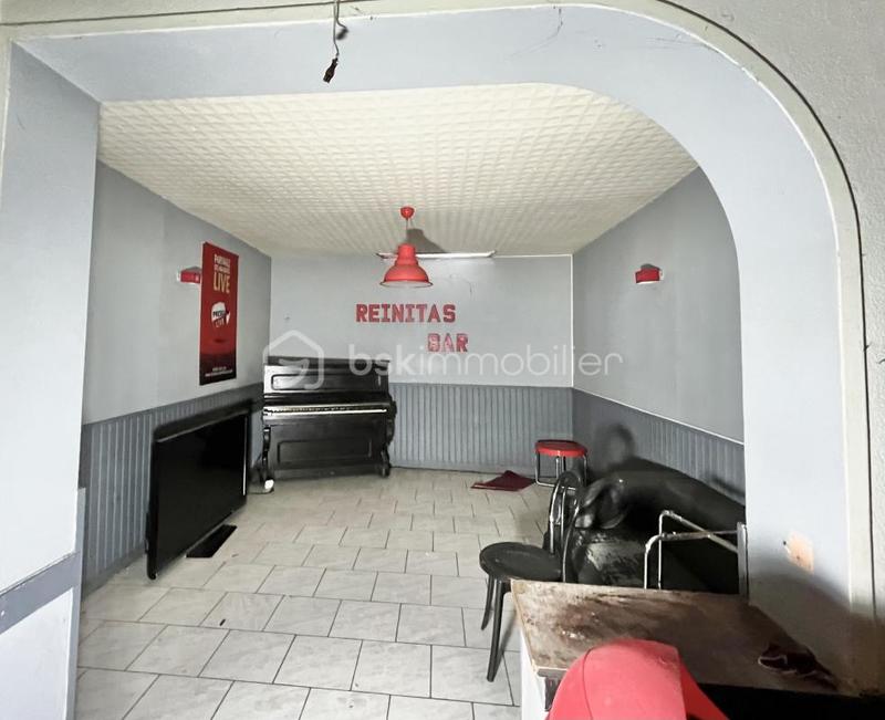 Immeuble - 242 m² - 7 pièces