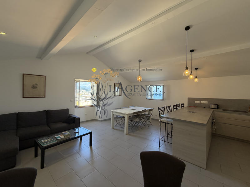 Appartement - 127 m² - 5 pièces