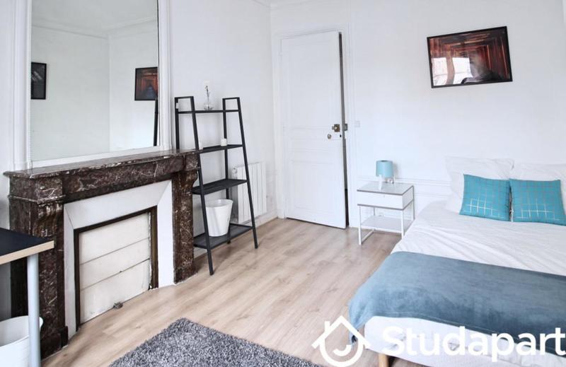 Chambre - 15 m² - 1 pièce