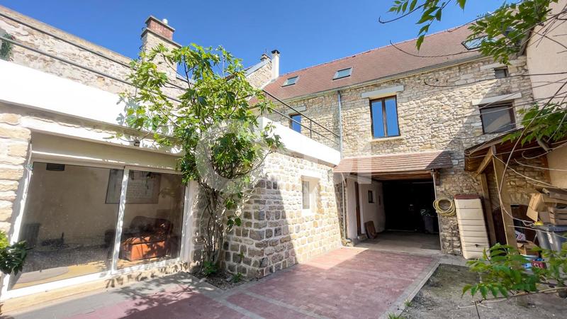 Maison - 110 m² - 5 pièces