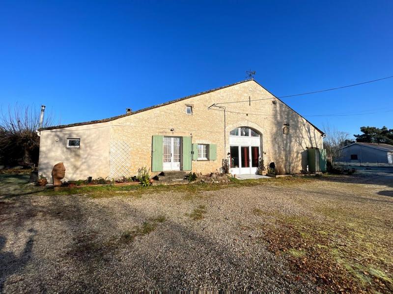 Maison - 300 m² - 7 pièces