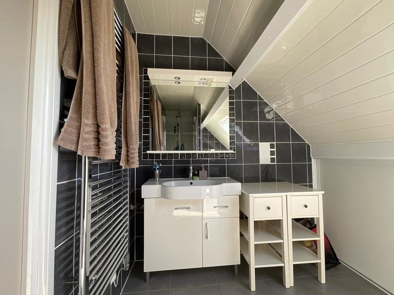 Maison - 176 m² - 7 pièces