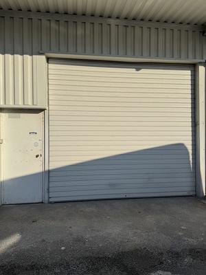 Local d'activités - 138 m² - 3 pièces