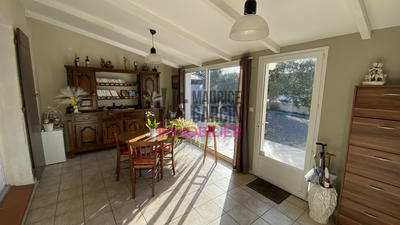 Villa - 95 m² - 5 pièces