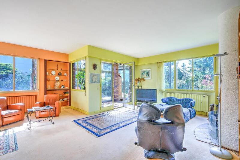 Maison - 201 m² - 7 pièces