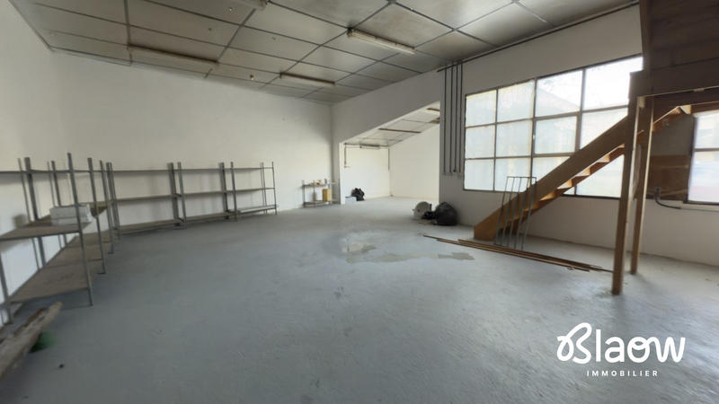 Local d'activités - 300 m²
