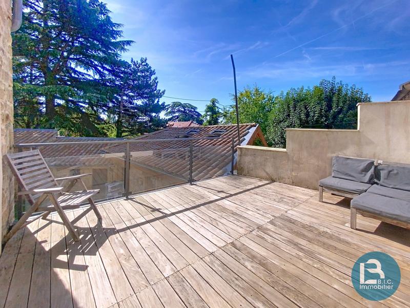 Appartement - 103 m² - 4 pièces