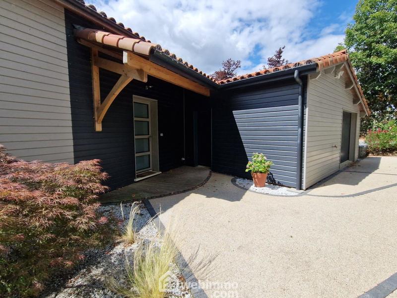 Maison - 153 m² - 5 pièces