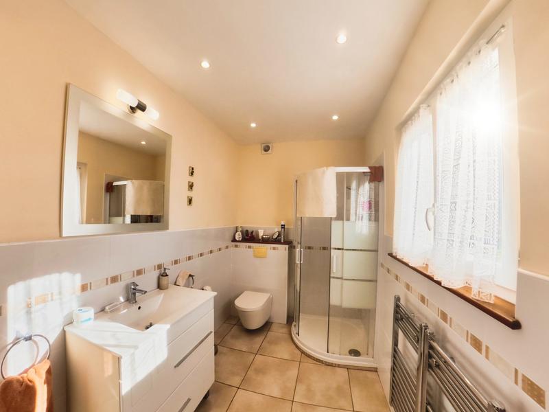 Maison - 137 m² - 5 pièces