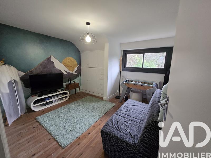 Maison - 186 m² - 6 pièces