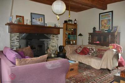 Propriété - 167 m² - 9 pièces