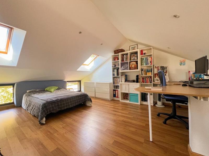 Villa - 183 m² - 7 pièces