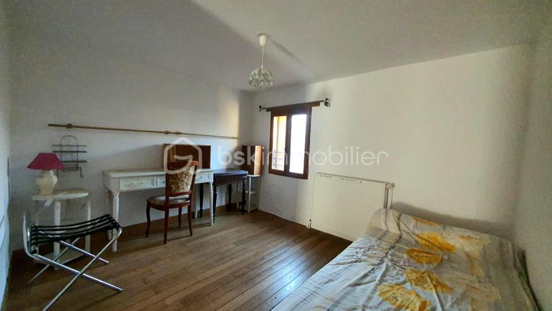 Maison en pierre - 204 m² - 9 pièces