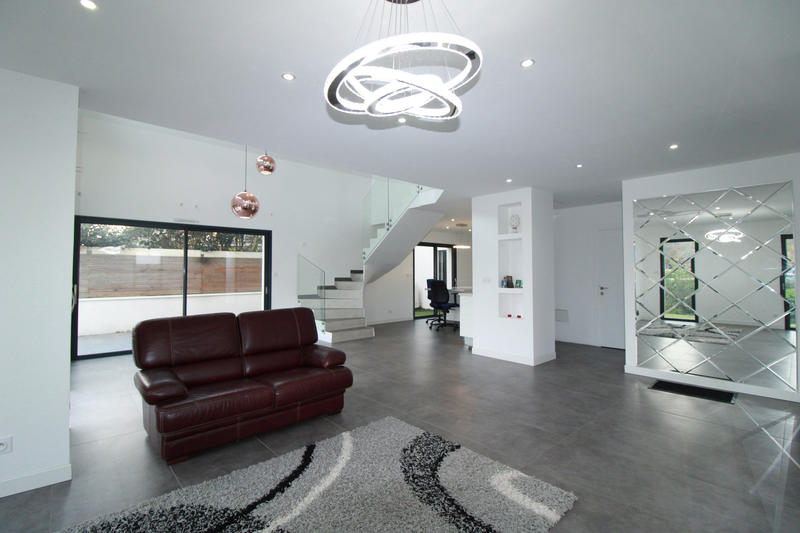 Maison - 168 m² - 6 pièces