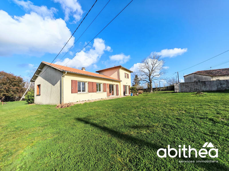 Maison - 140 m² - 5 pièces