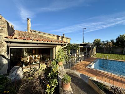 Maison - 245 m² - 8 pièces