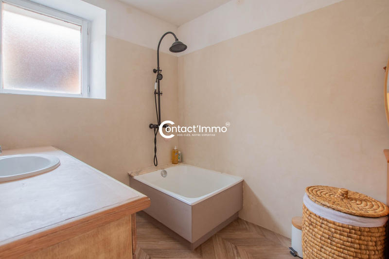 Maison - 141 m² - 7 pièces