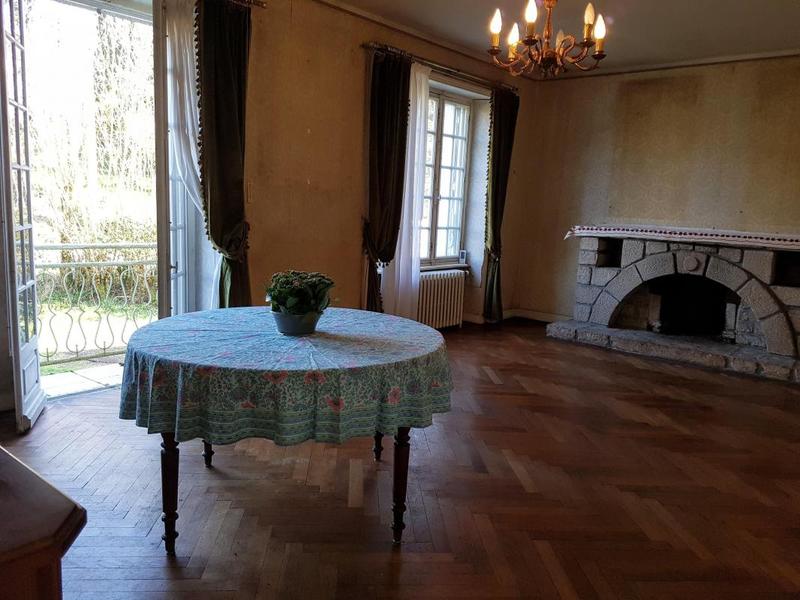 Maison - 171 m² - 7 pièces