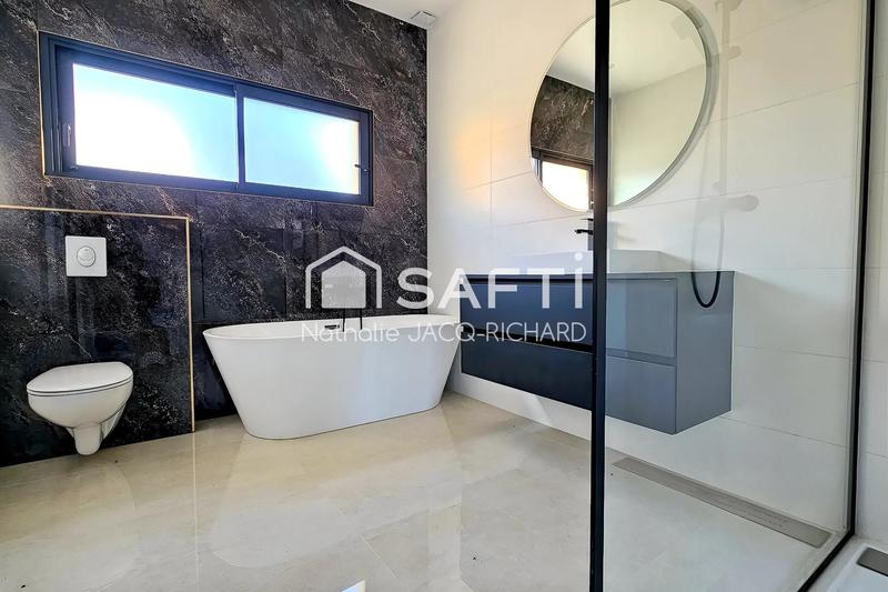 Maison - 150 m² - 6 pièces