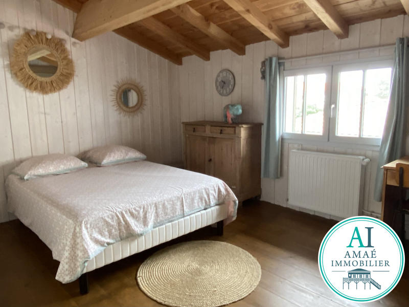 Maison contemporaine - 208 m² - 8 pièces