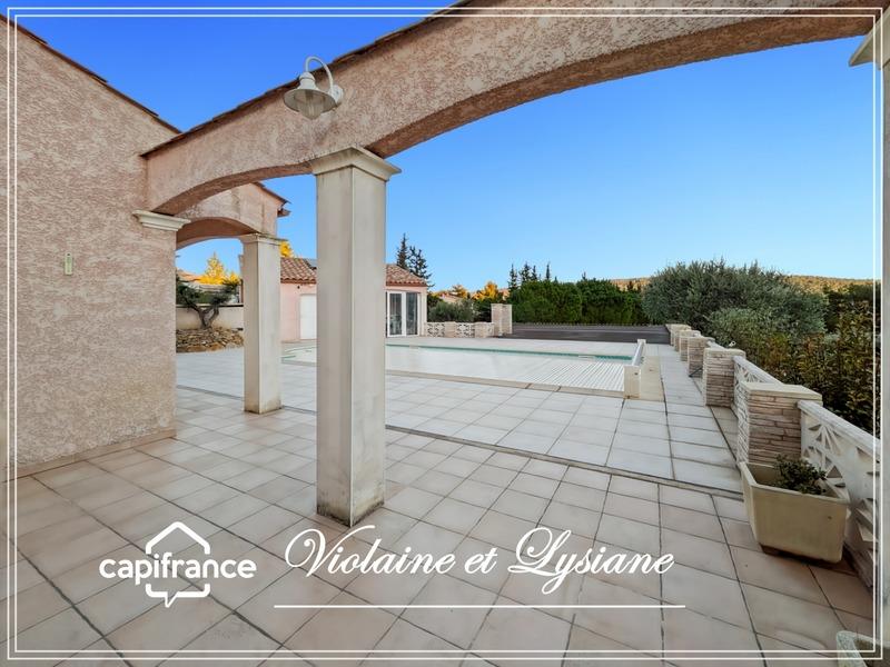 Propriété - 179 m² - 8 pièces