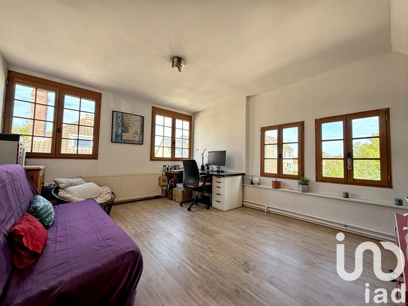 Maison - 255 m² - 10 pièces