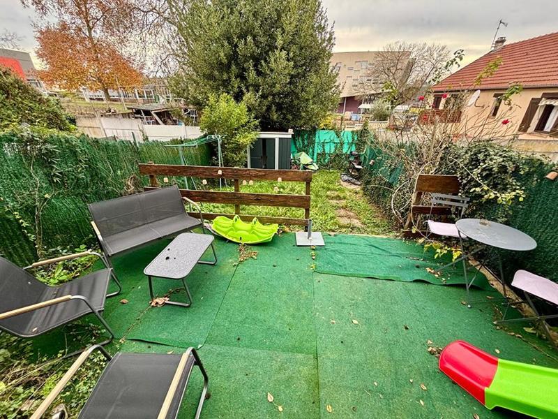 Maison - 88 m² - 4 pièces