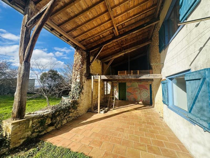 Maison - 229 m² - 10 pièces