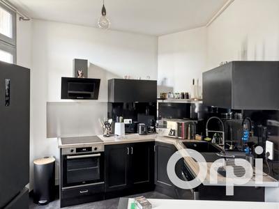 Loft - 117 m² - 2 pièces