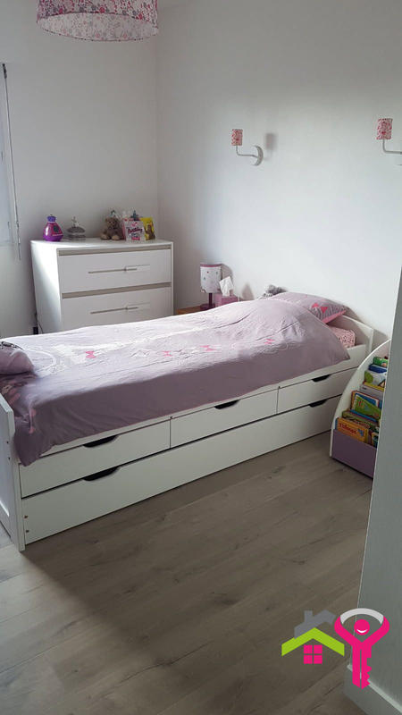 Maison - 250 m² - 7 pièces