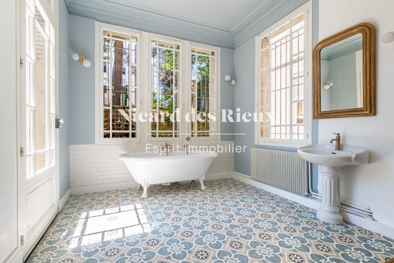 Appartement - 126 m² - 4 pièces