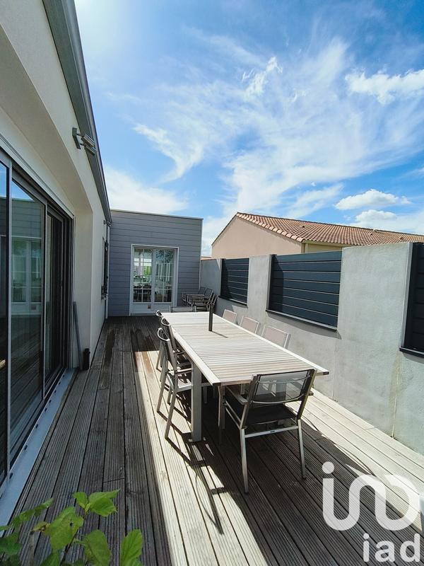 Maison - 170 m² - 8 pièces