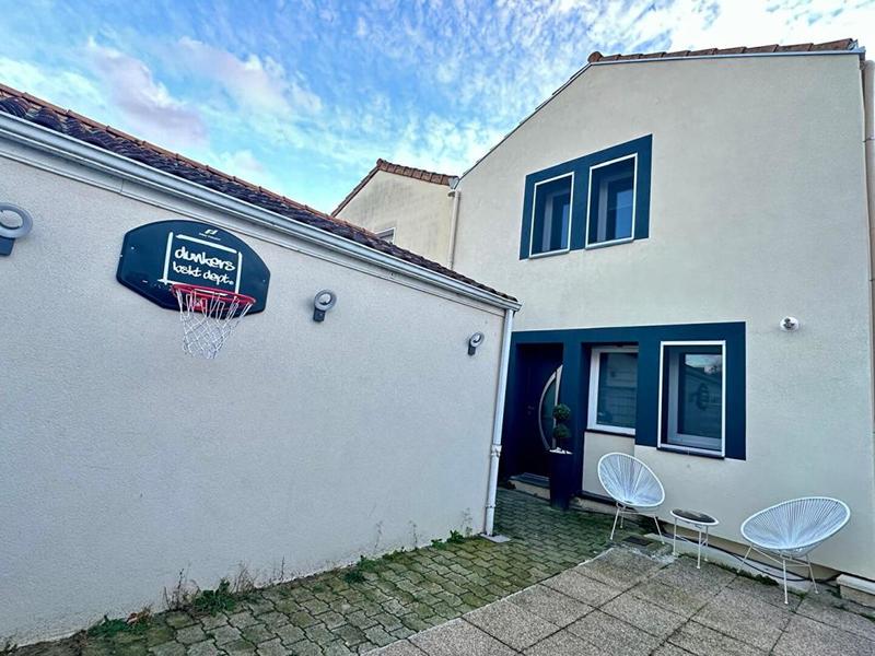 Maison - 85 m² - 4 pièces
