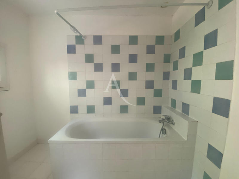 Maison - 80 m² - 3 pièces