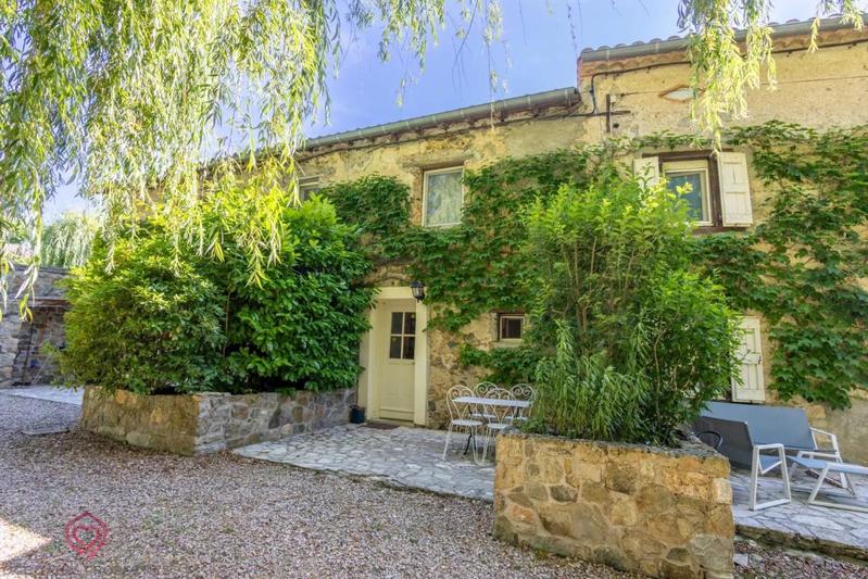 Propriété - 430 m² - 15 pièces