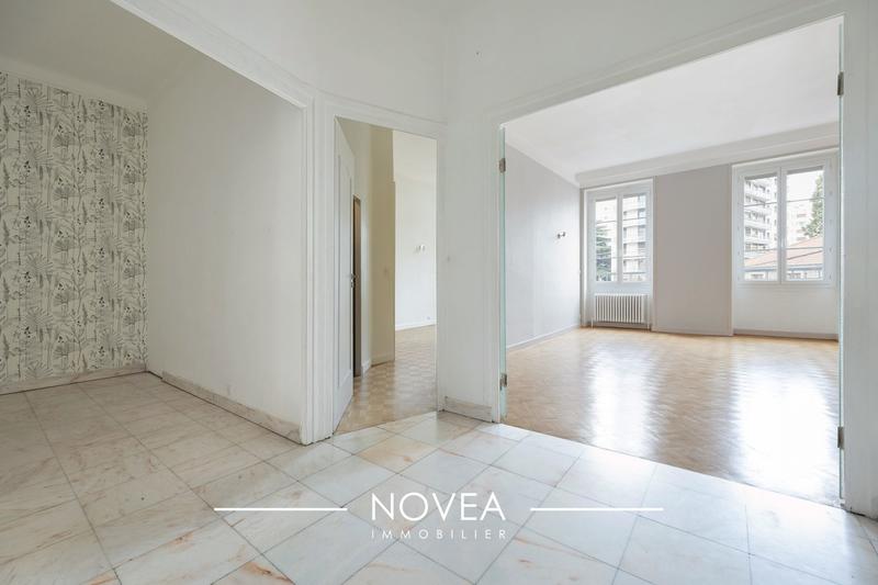 Appartement - 107 m² - 4 pièces