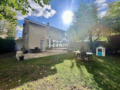 Maison - 91 m² - 5 pièces