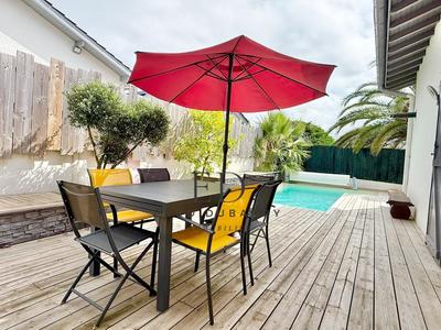 Maison - 174 m² - 7 pièces