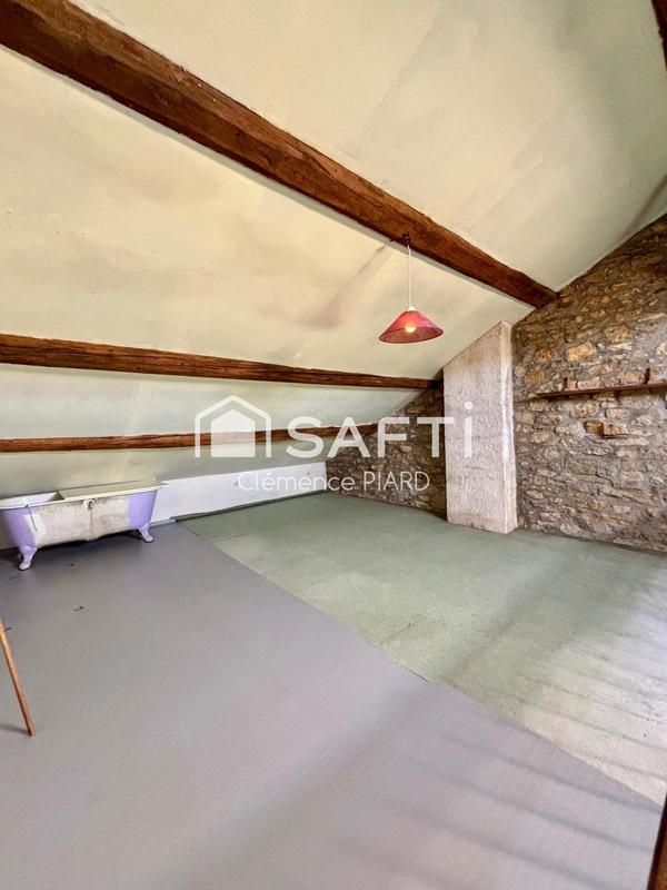 Maison - 85 m² - 6 pièces