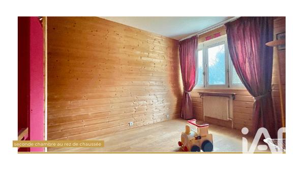 Maison - 176 m² - 13 pièces