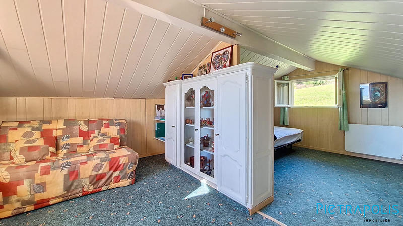 Maison - 170 m² - 8 pièces