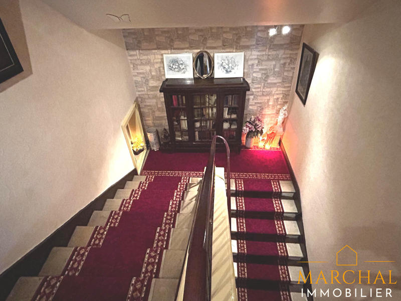 Maison ancienne - 315 m² - 8 pièces